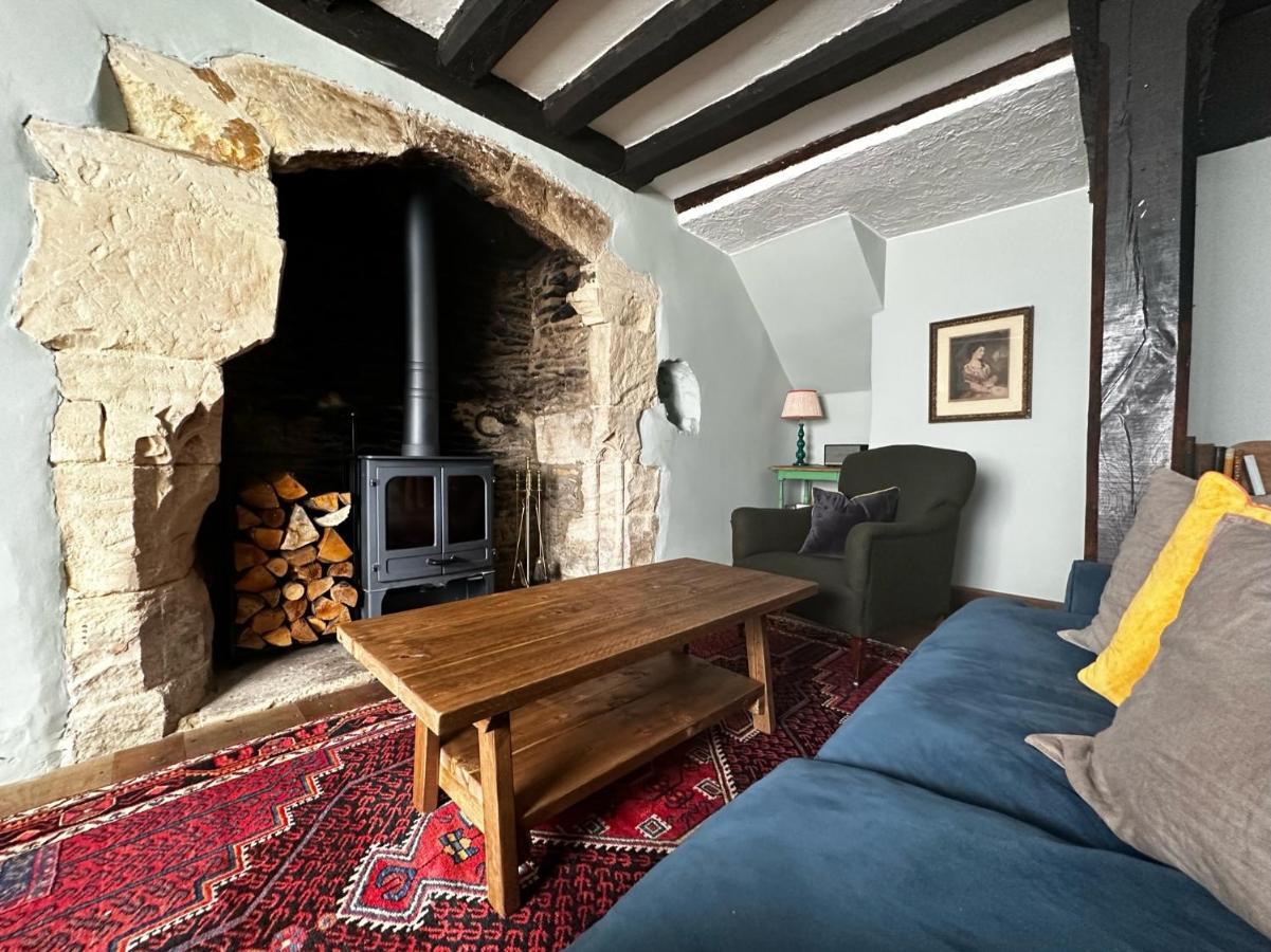 Cosy Cottage In Lechlade Exterior photo